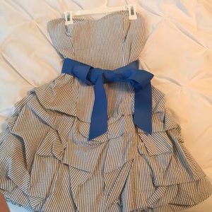 Strapless striped dress